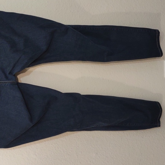 SLIGHTLY USED TORRID PREMIUM BOMBSHELL SKINNY BLUE JEANS SIZE 20R - Picture 11 of 11